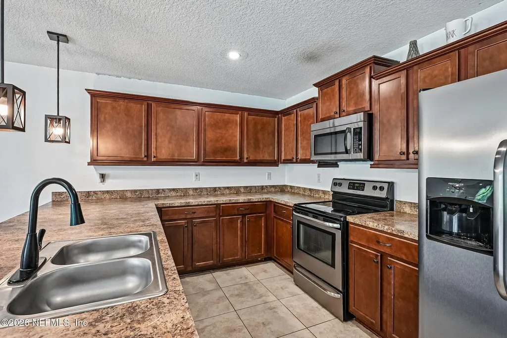 3249 Bedford Road Jacksonville FL 32207