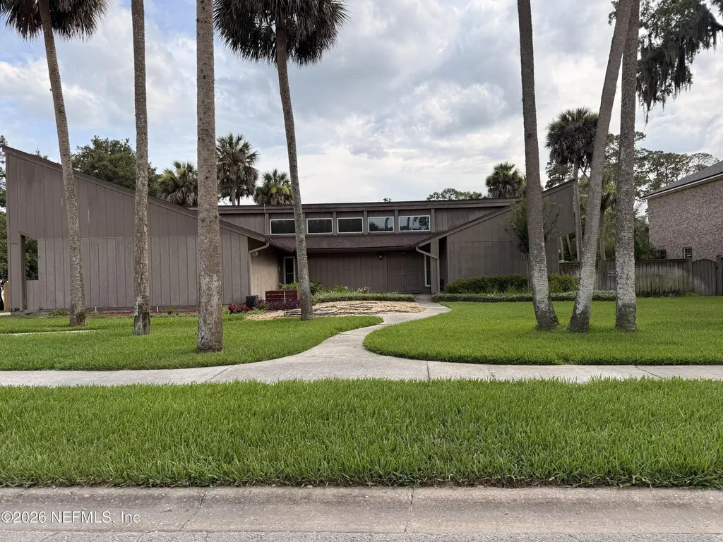 5454 River Trail Road S Jacksonville FL 32277
