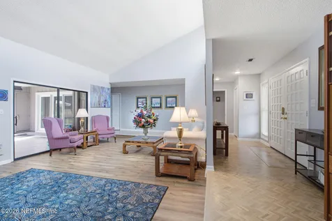 5454 River Trail Road S Jacksonville FL 32277