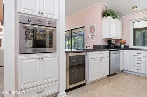 5454 River Trail Road S Jacksonville FL 32277