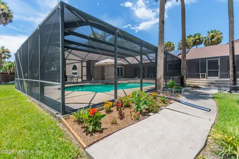 5454 River Trail Road S Jacksonville FL 32277