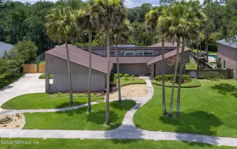 5454 River Trail Road S Jacksonville FL 32277