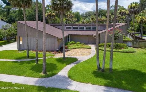 5454 River Trail Road S Jacksonville FL 32277