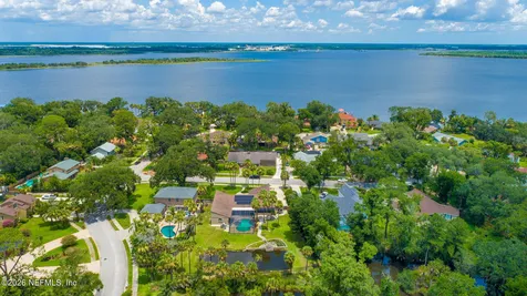 5454 River Trail Road S Jacksonville FL 32277