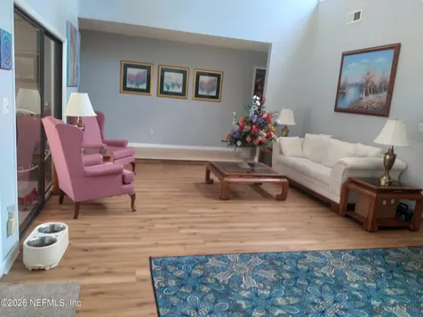 5454 River Trail Road S Jacksonville FL 32277