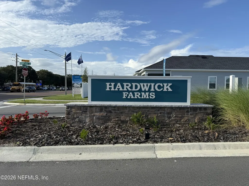 4033 Haydon Burns Place Jacksonville FL 32217