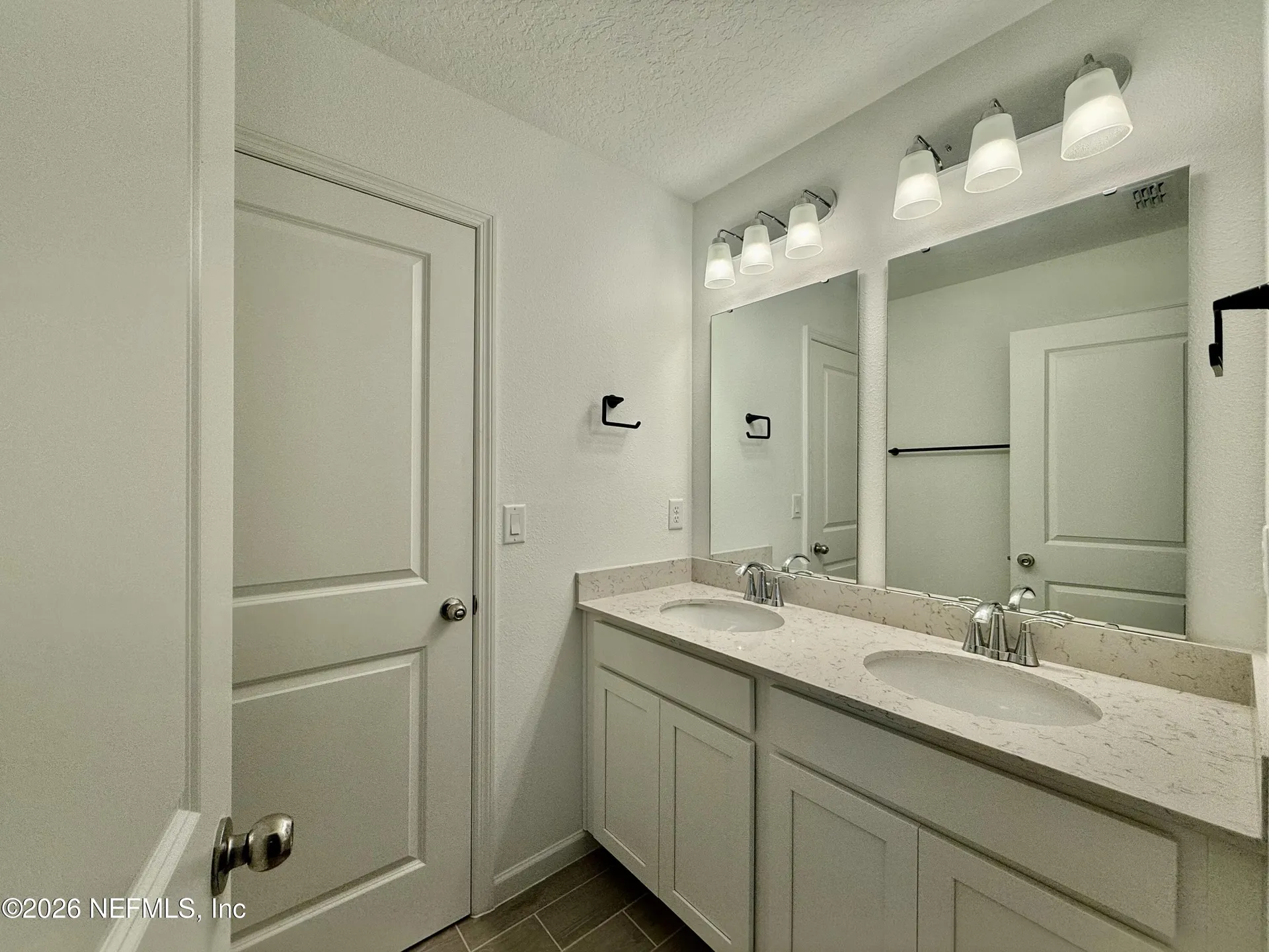 4033 Haydon Burns Place Jacksonville FL 32217