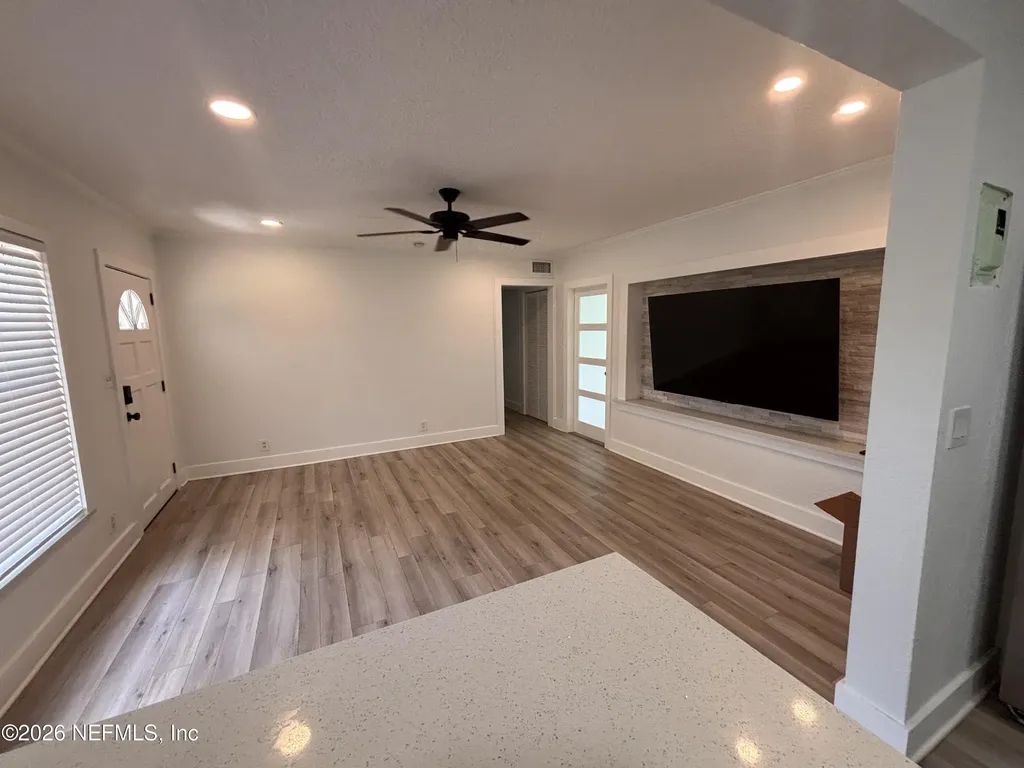 1619 2nd Avenue N Jacksonville Beach FL 32250