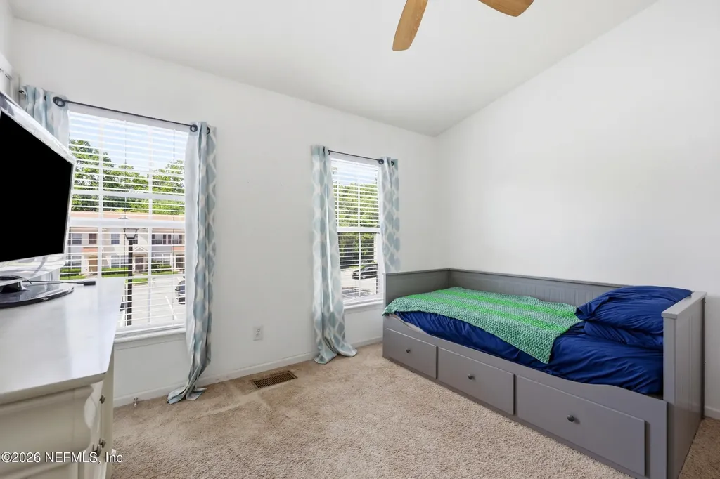 8435 Thornbush Court Jacksonville FL 32216