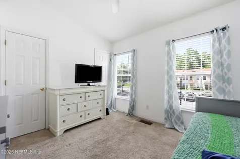 8435 Thornbush Court Jacksonville FL 32216