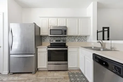 8435 Thornbush Court Jacksonville FL 32216