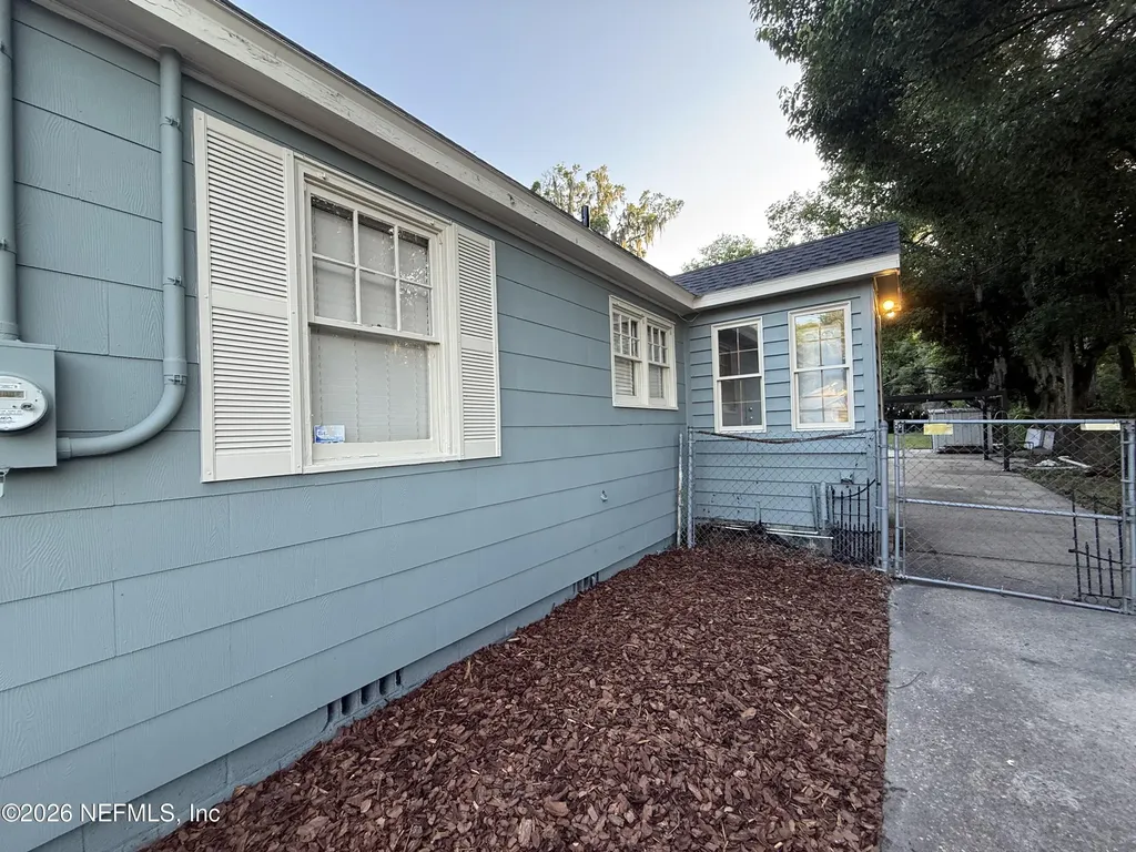 6946 Oakwood Street Jacksonville FL 32208