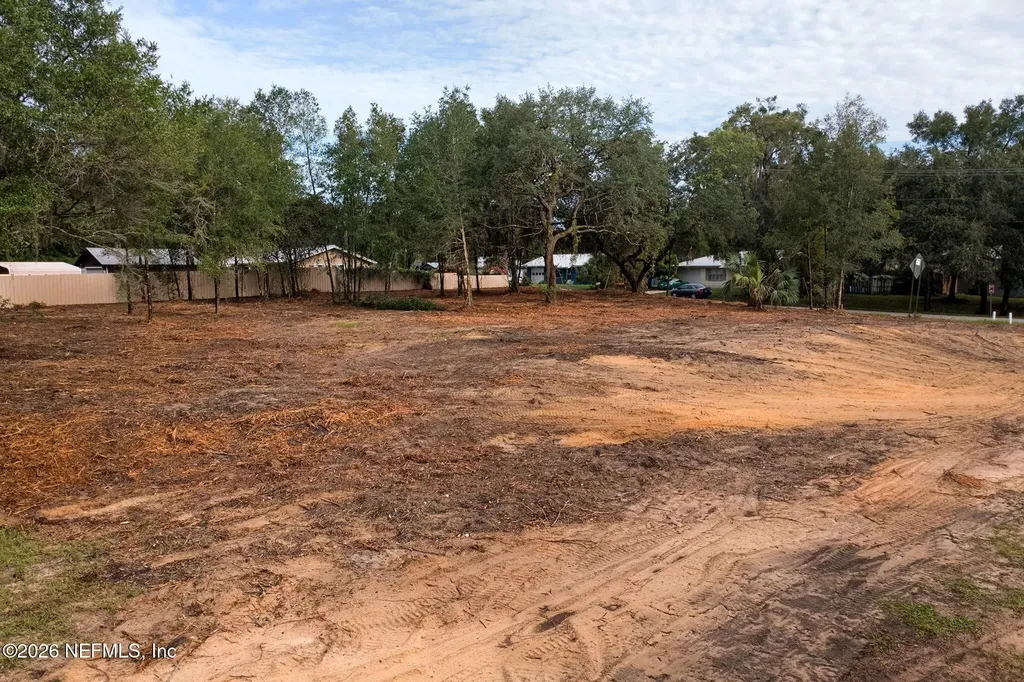 0 0170-220 County Road 315 Interlachen FL 32148