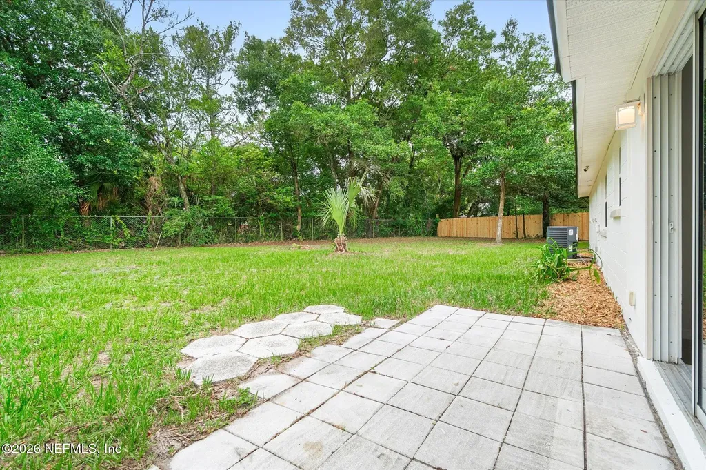 2901 Stonehurst Road E Jacksonville FL 32277