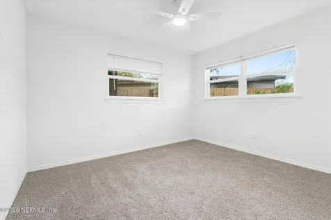 2901 Stonehurst Road E Jacksonville FL 32277