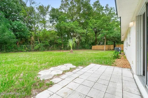 2901 Stonehurst Road E Jacksonville FL 32277