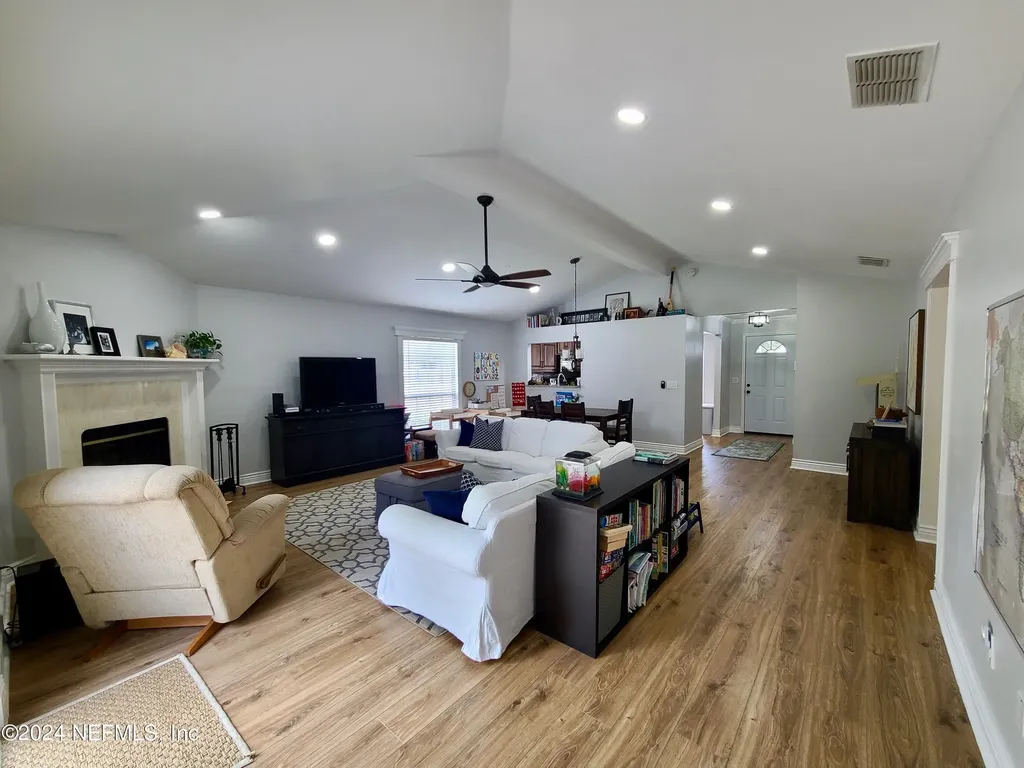 1150 Nesting Eagles Lane Jacksonville FL 32225