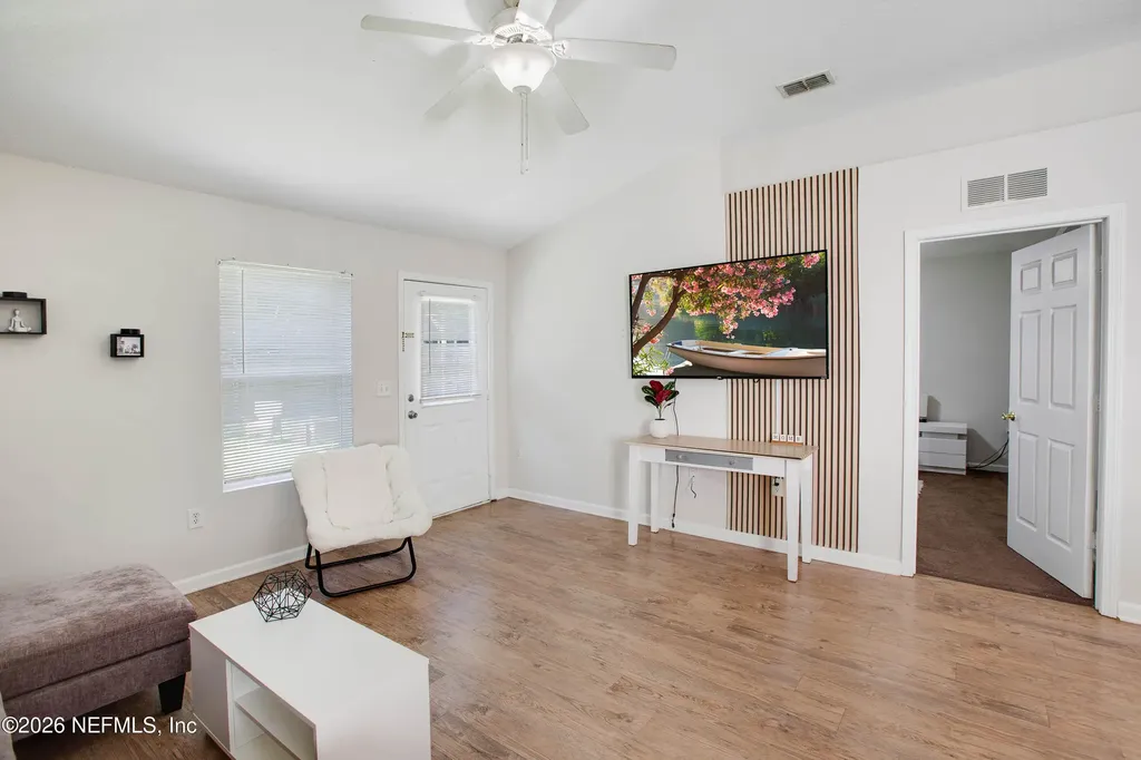 8454 Kona Avenue Jacksonville FL 32211