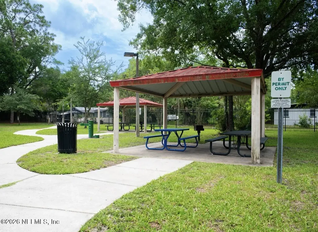 1992 W 20th Street Jacksonville FL 32209