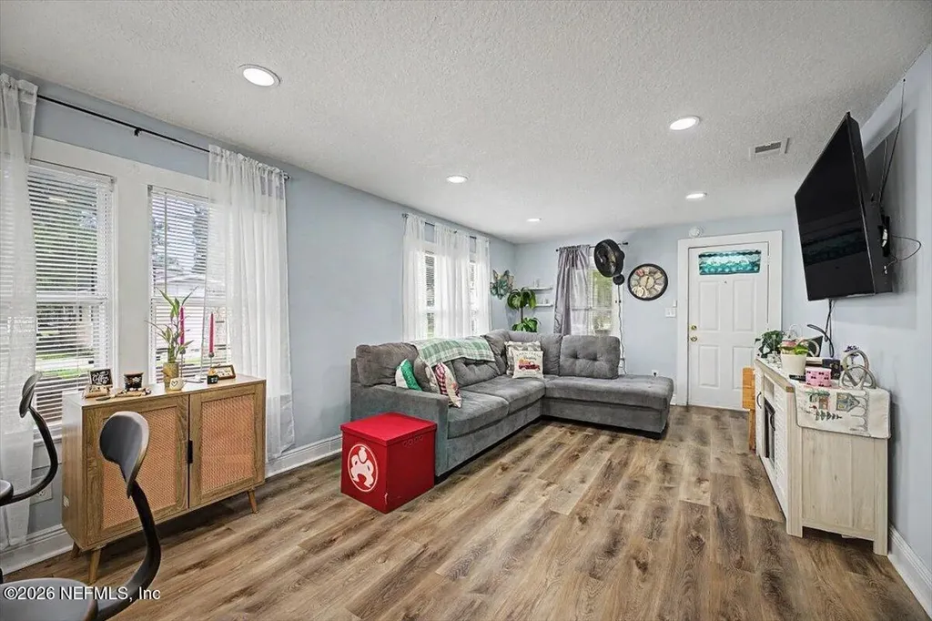 1950 W 3rd Street Jacksonville FL 32209