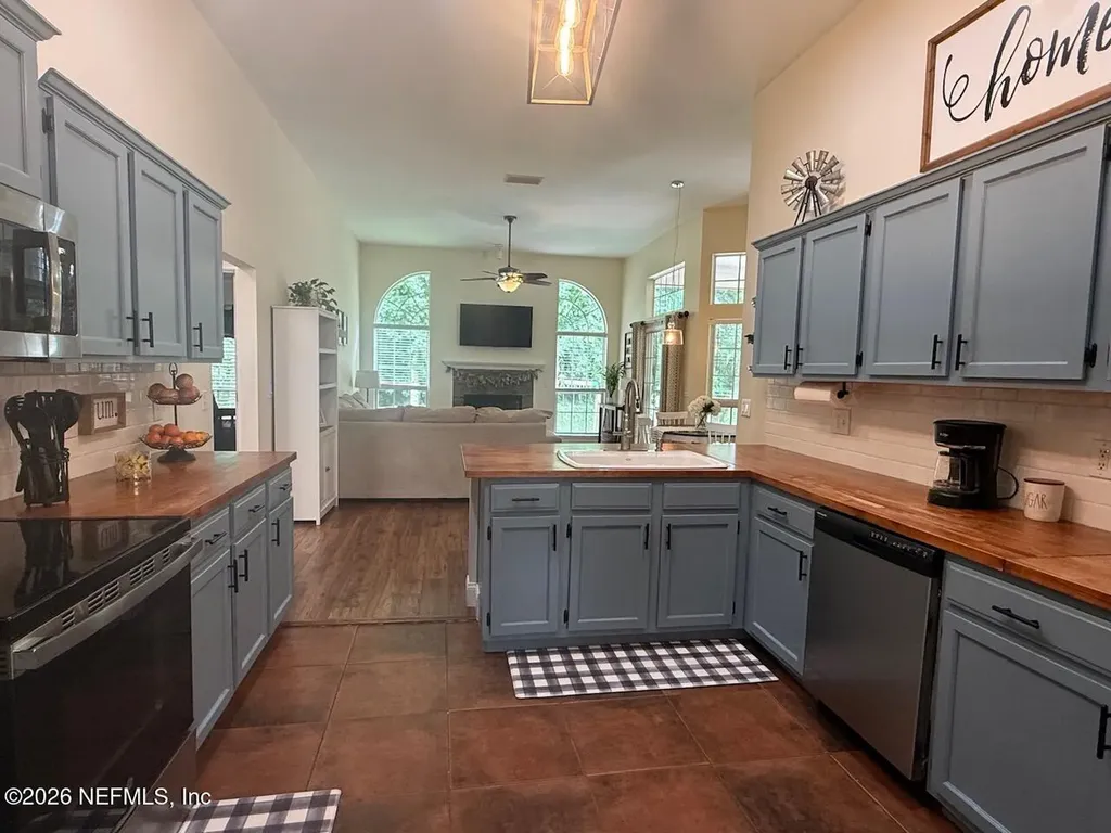 1484 Wild Iris Lane Fleming Island FL 32003