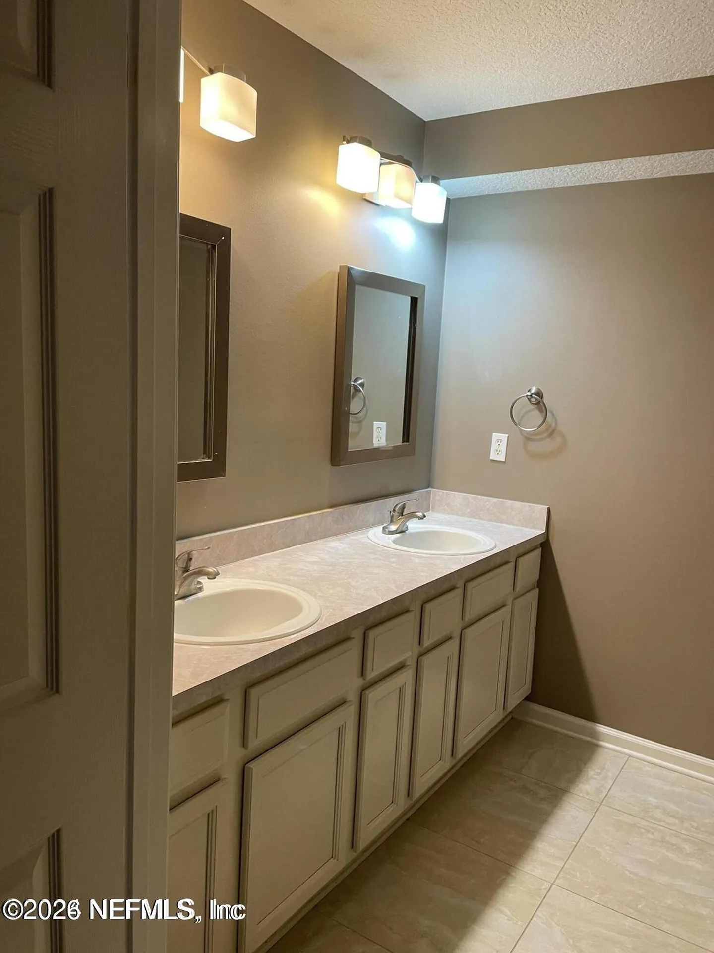 13715 Richmond Park Drive Jacksonville FL 32224