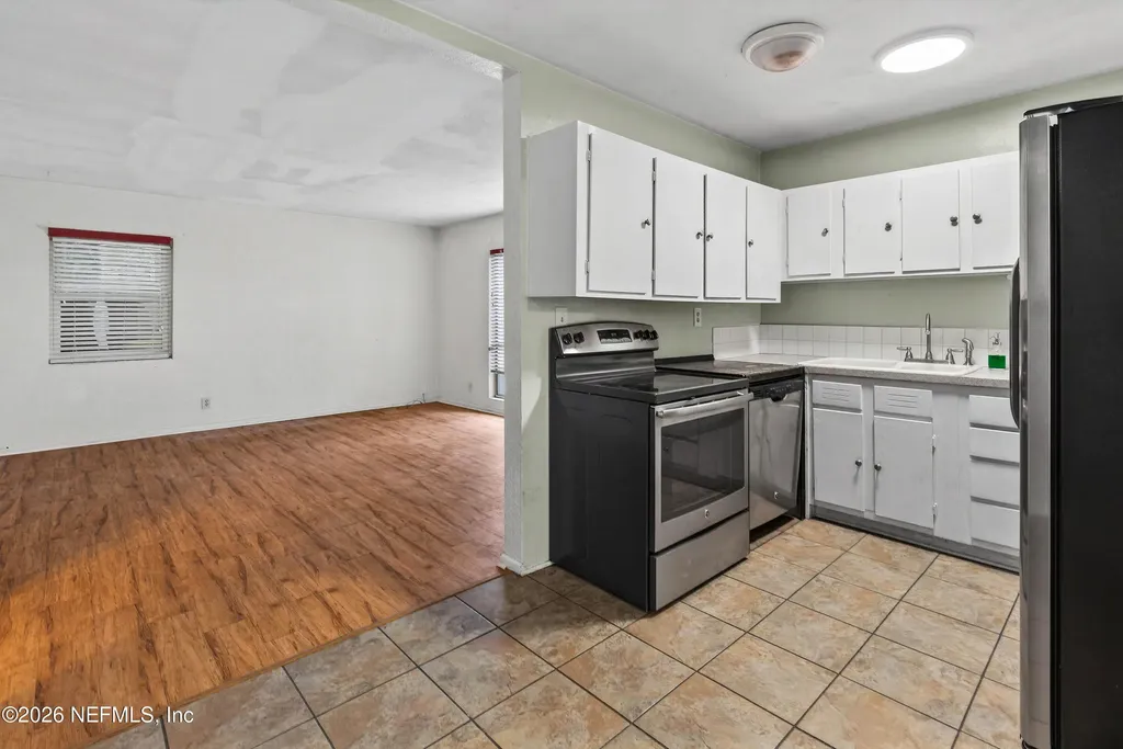 922 7th Avenue N Jacksonville Beach FL 32250
