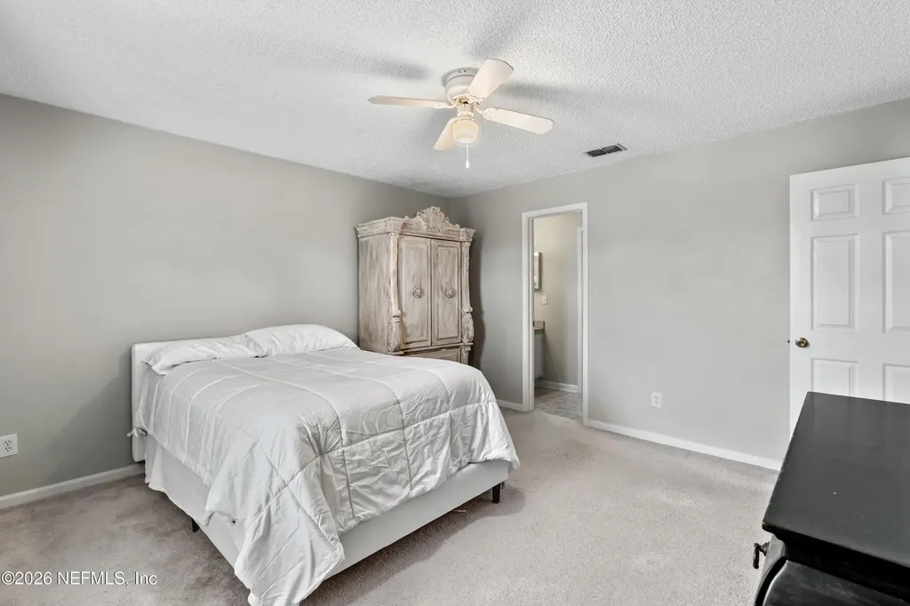 3000 Wavering Lane Middleburg FL 32068