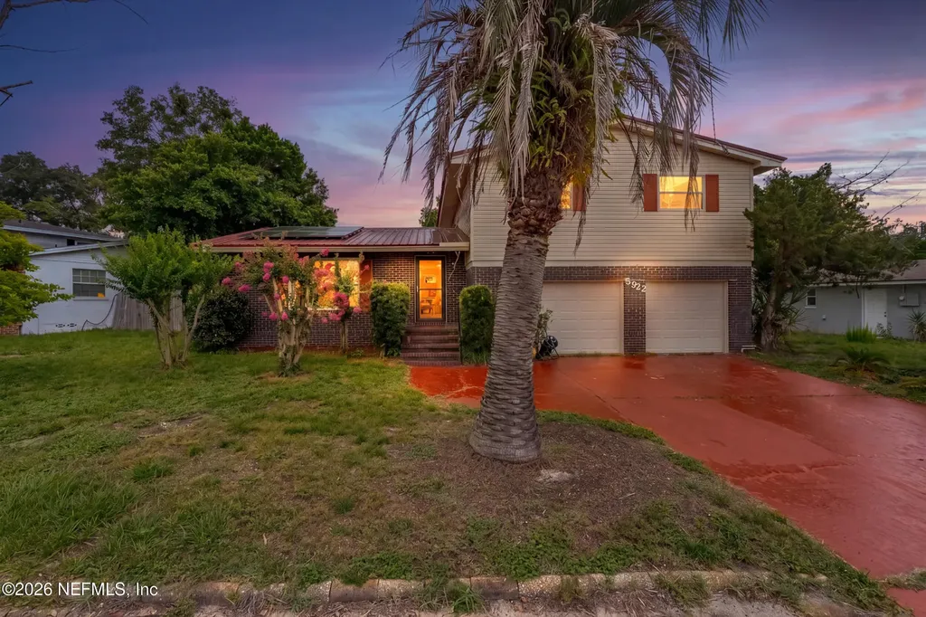 5922 Triumph Lane W Jacksonville FL 32244