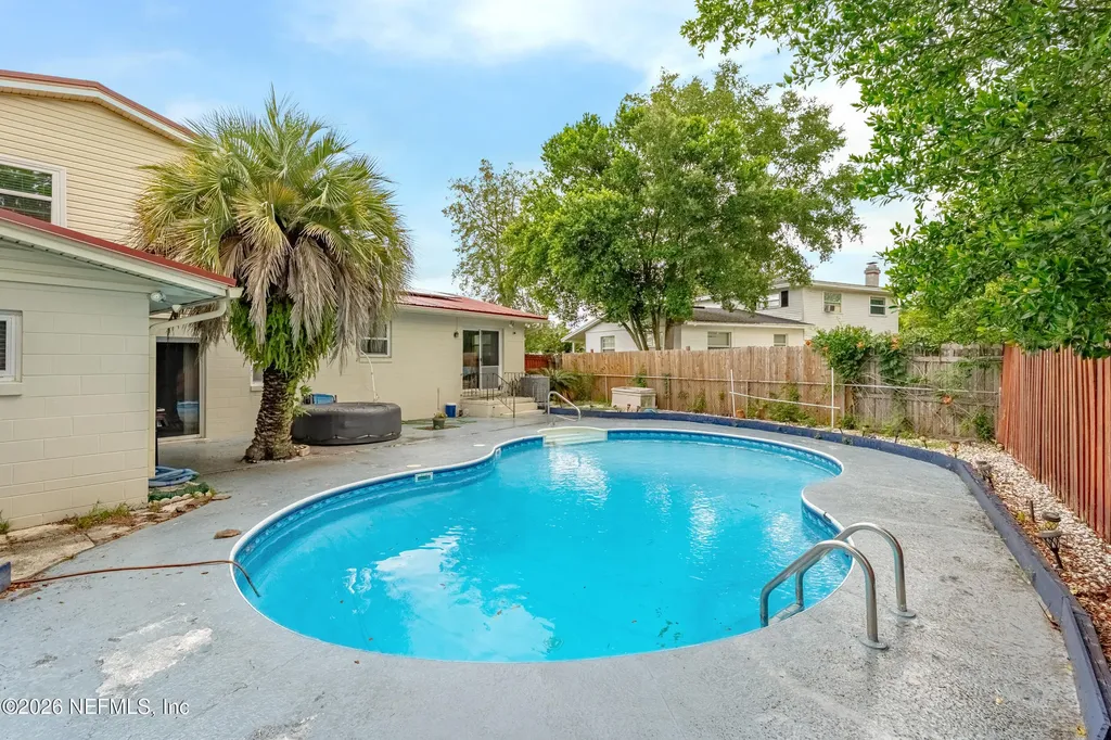 5922 Triumph Lane W Jacksonville FL 32244