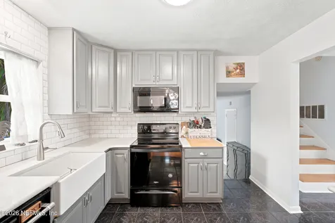 5922 Triumph Lane W Jacksonville FL 32244