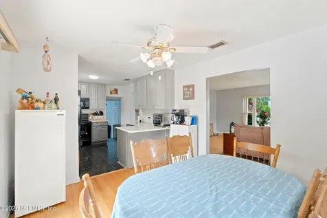 5922 Triumph Lane W Jacksonville FL 32244