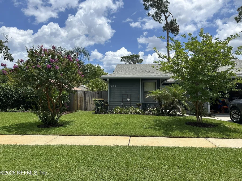 3123 Courtney Woods Lane W Jacksonville FL 32224