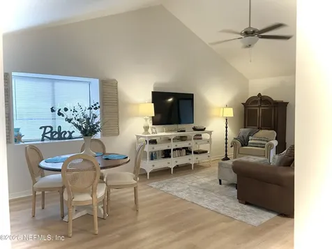 3123 Courtney Woods Lane W Jacksonville FL 32224
