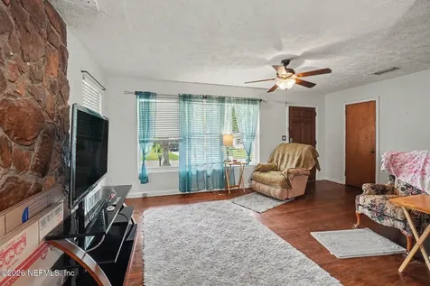 4626 Burgundy Road N Jacksonville FL 32210