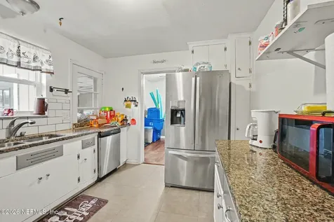 4626 Burgundy Road N Jacksonville FL 32210
