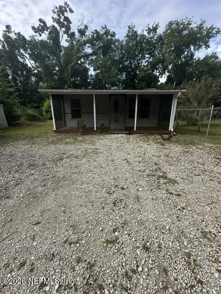 115 E Hicks Street Palatka FL 32177
