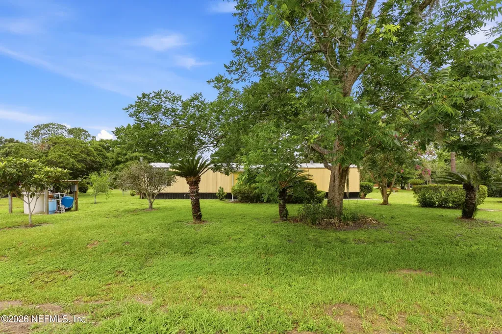 101 Waterway Avenue Satsuma FL 32189