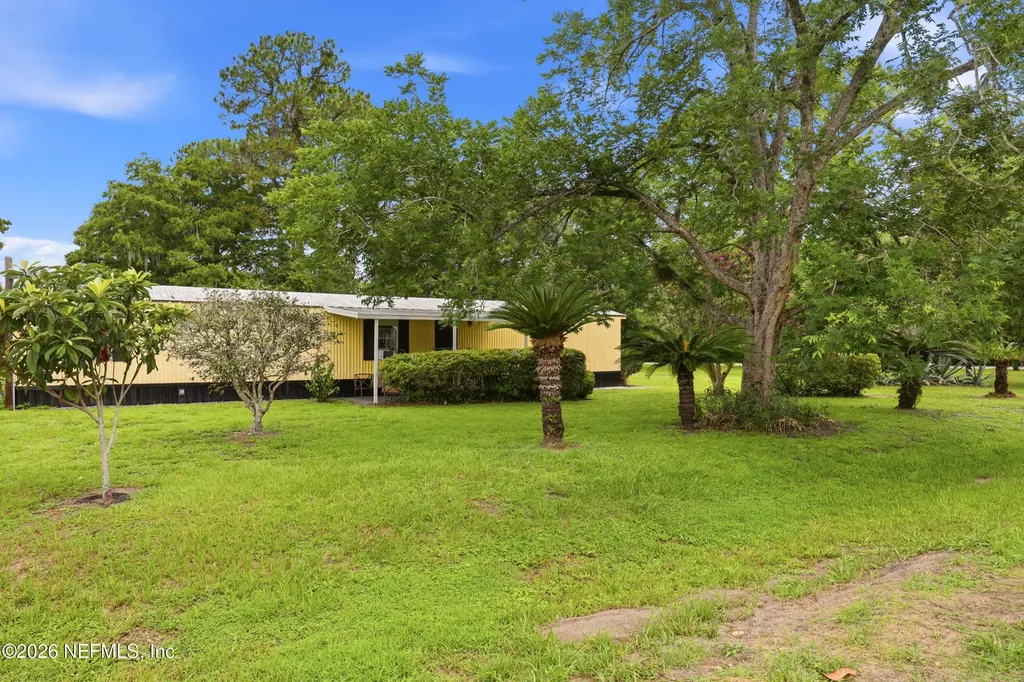 101 Waterway Avenue Satsuma FL 32189