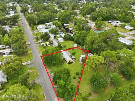 101 Waterway Avenue Satsuma FL 32189