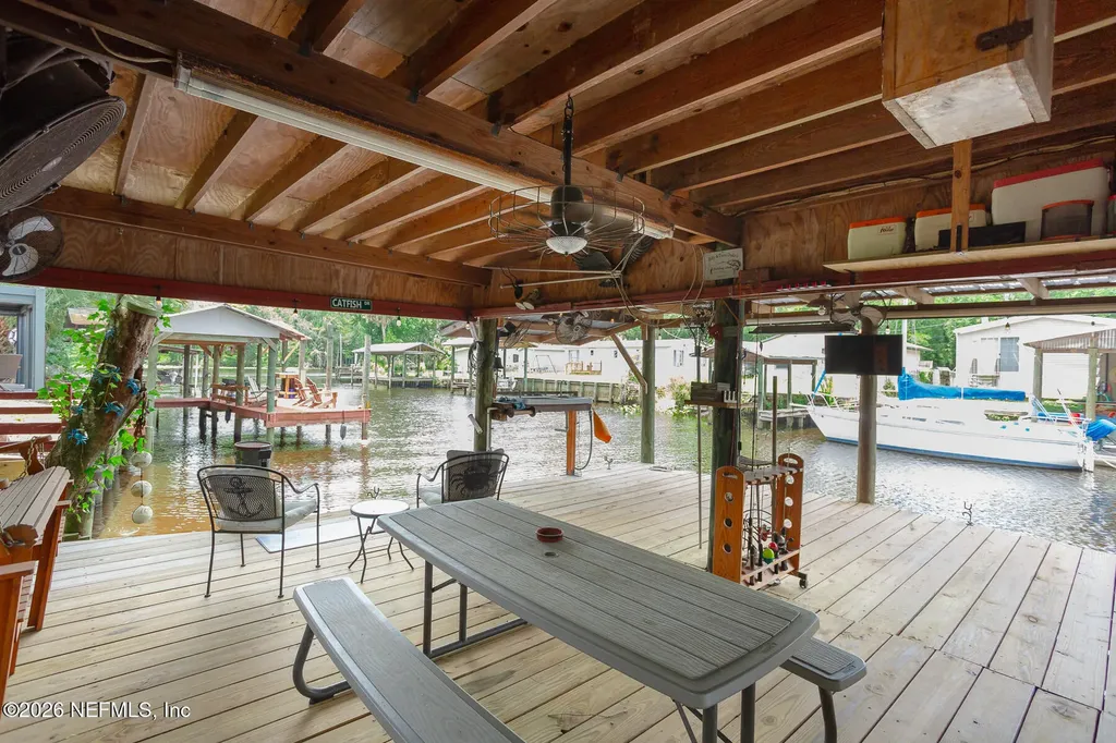 153 Smith Lane Satsuma FL 32189