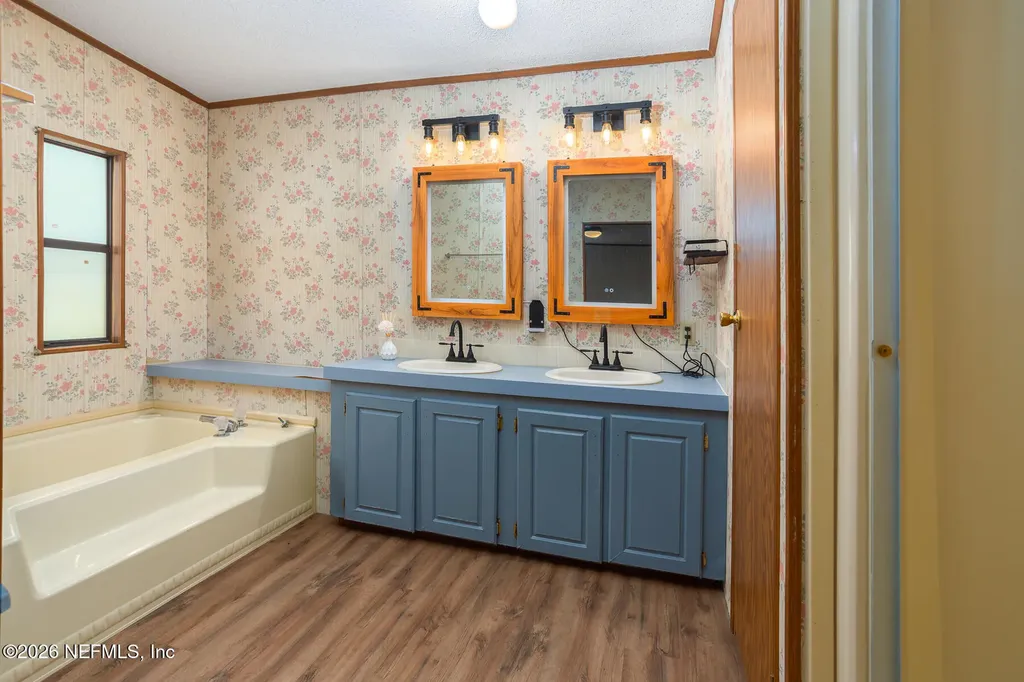 153 Smith Lane Satsuma FL 32189