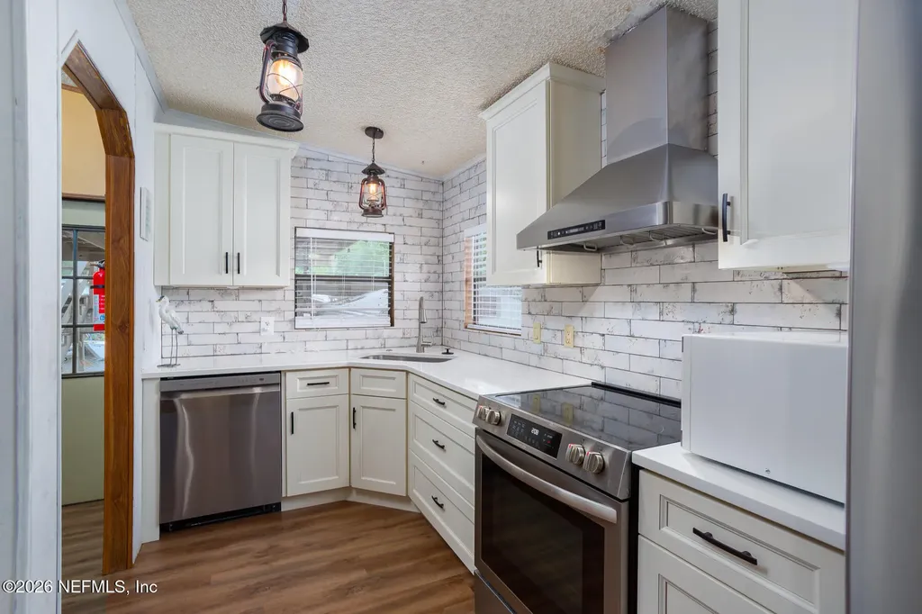 153 Smith Lane Satsuma FL 32189