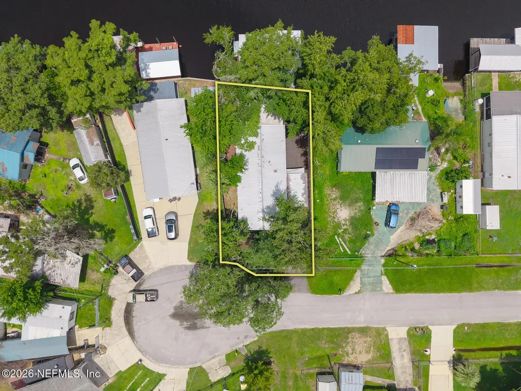 153 Smith Lane Satsuma FL 32189