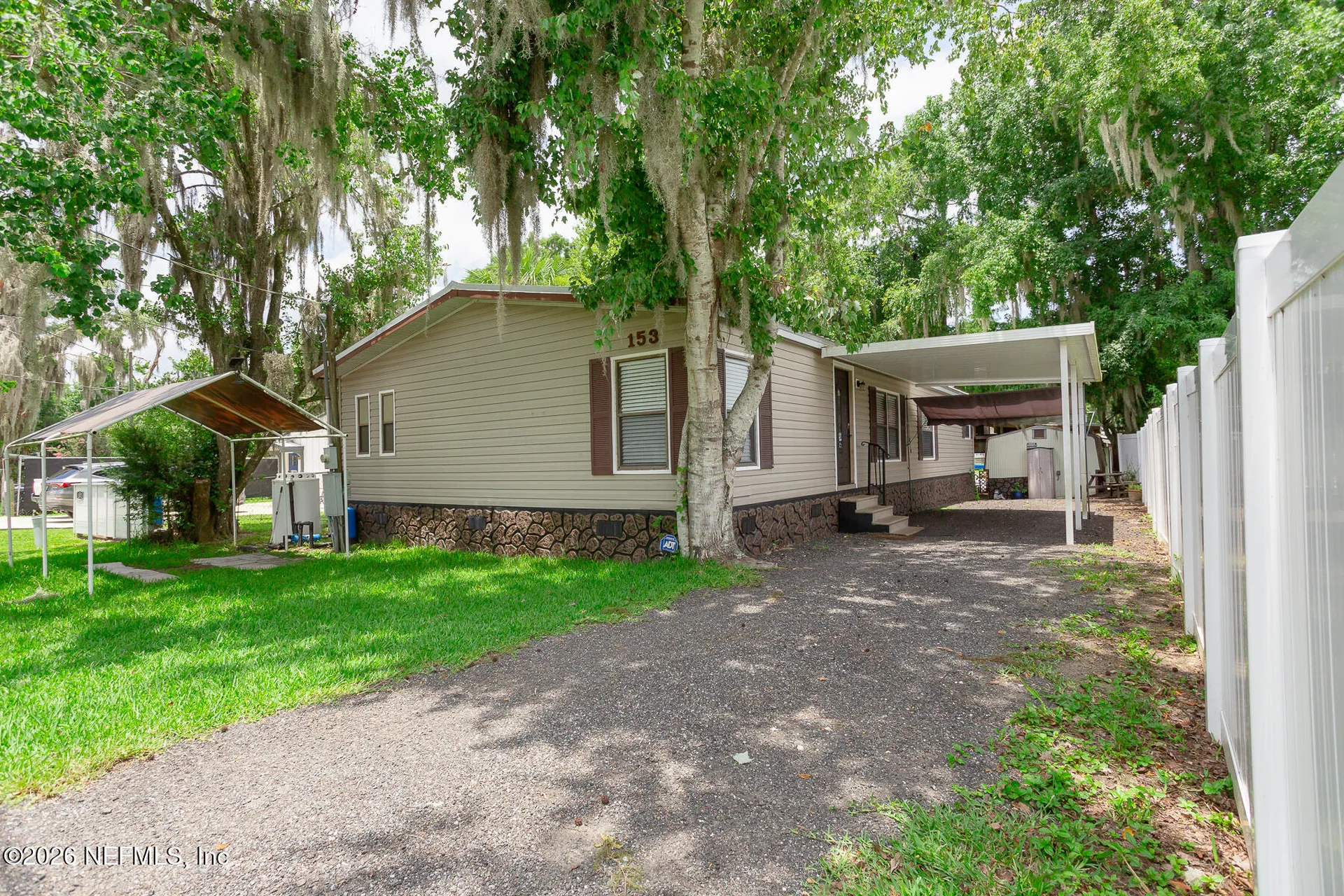 153 Smith Lane Satsuma FL 32189
