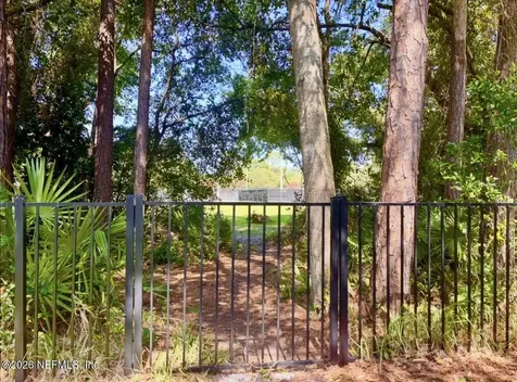 2214 Twin Pines Circle W Jacksonville FL 32246