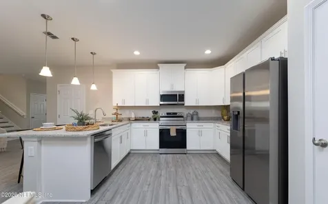 2214 Twin Pines Circle W Jacksonville FL 32246