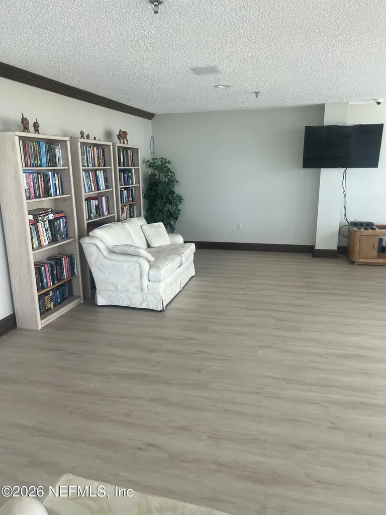 1513 N Ocean Shore Boulevard Ormond Beach FL 32176