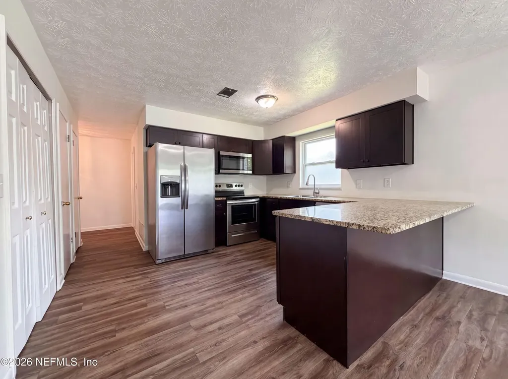 7842 Rondeau Drive E Jacksonville FL 32217