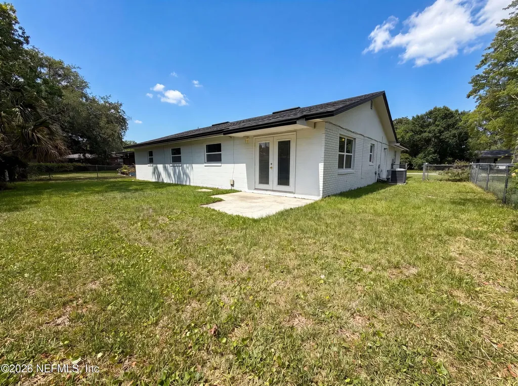 7842 Rondeau Drive E Jacksonville FL 32217